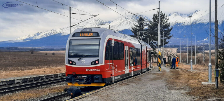 V Tatrách pribudne 12 nových spojov, dopravca reaguje na nápor turistov