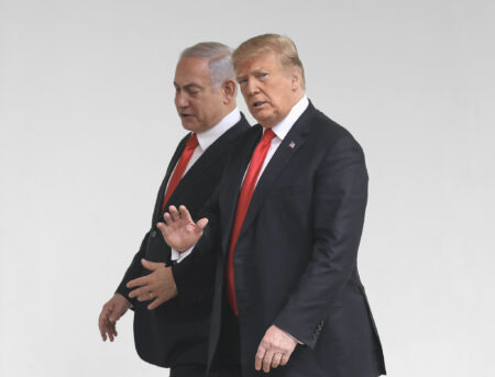 Israeli secret services: White House presents plans to attack Iran