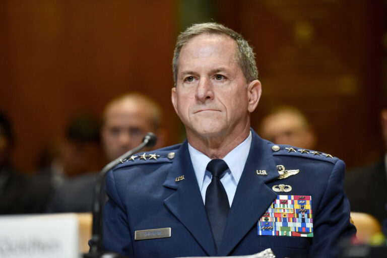 Nový veliteľ NATO: Hrozby sú prepojené, jednota aliancie je však silnejšia