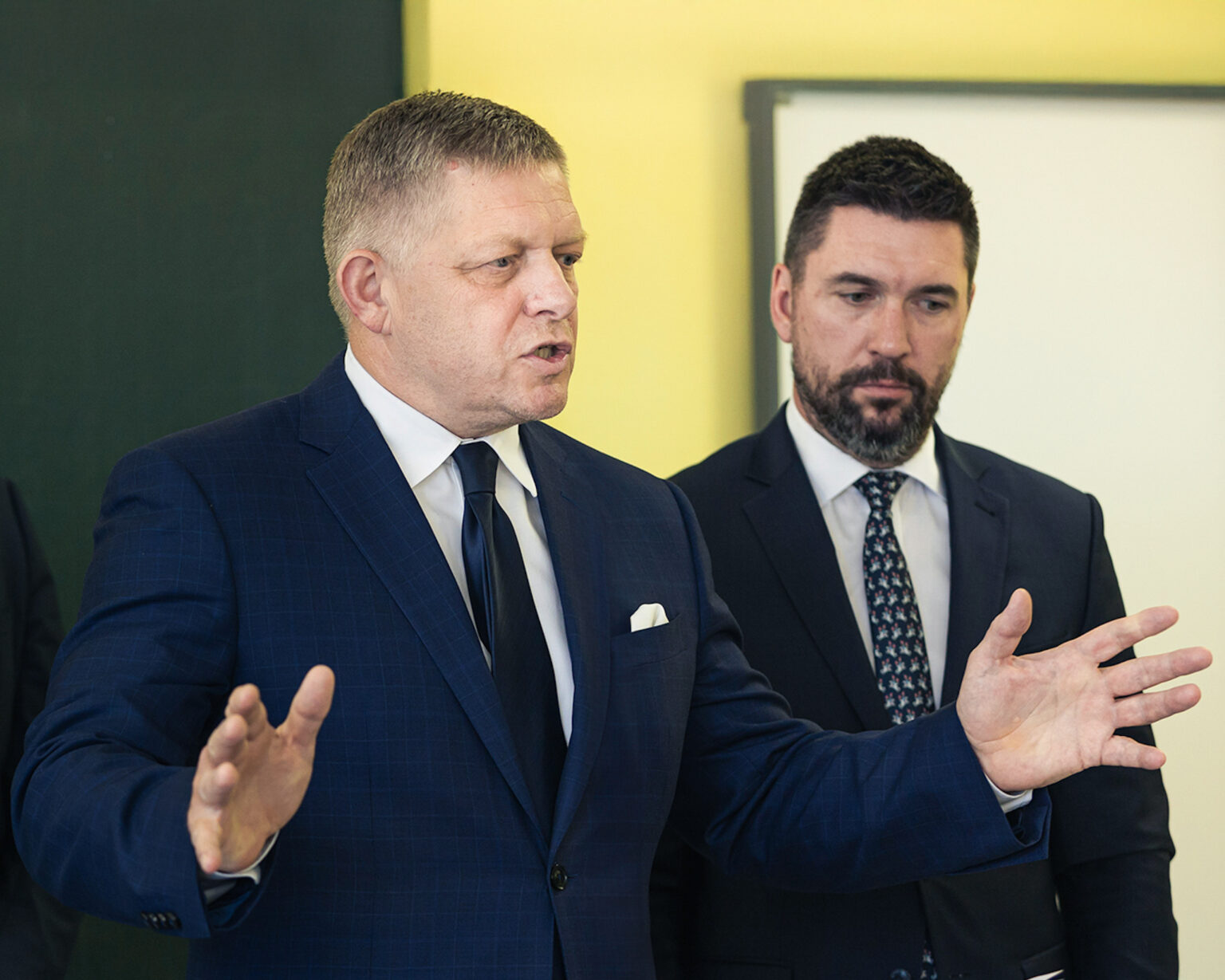 Robert Fico a Richard Takáč. Foto: Daniel Stehlík/TASR