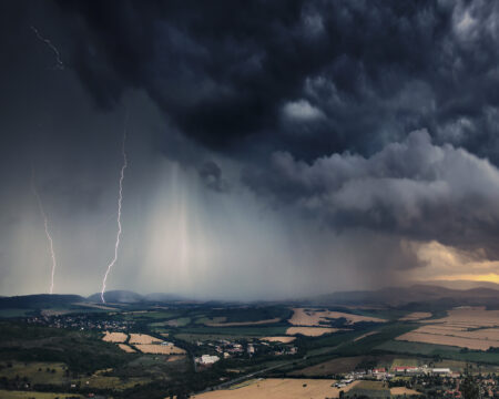 Silné búrky zničili východ Slovenska. Bez striech sú stovky ľudí, padla aj kultúrna pamiatka