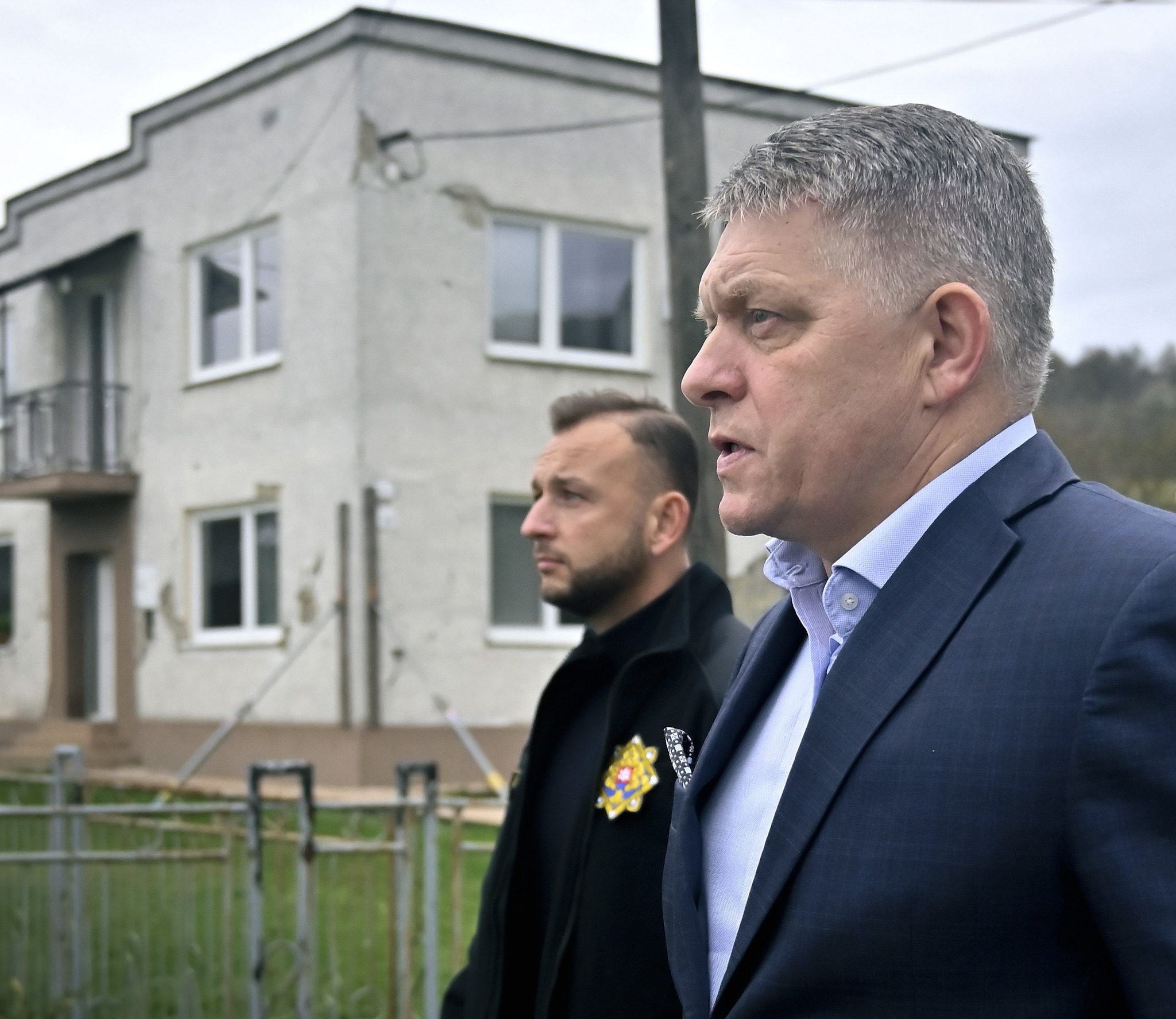 Politici na miestach pohrôm a nešťastí. Ako pomôcť ľuďom a nezavadzať