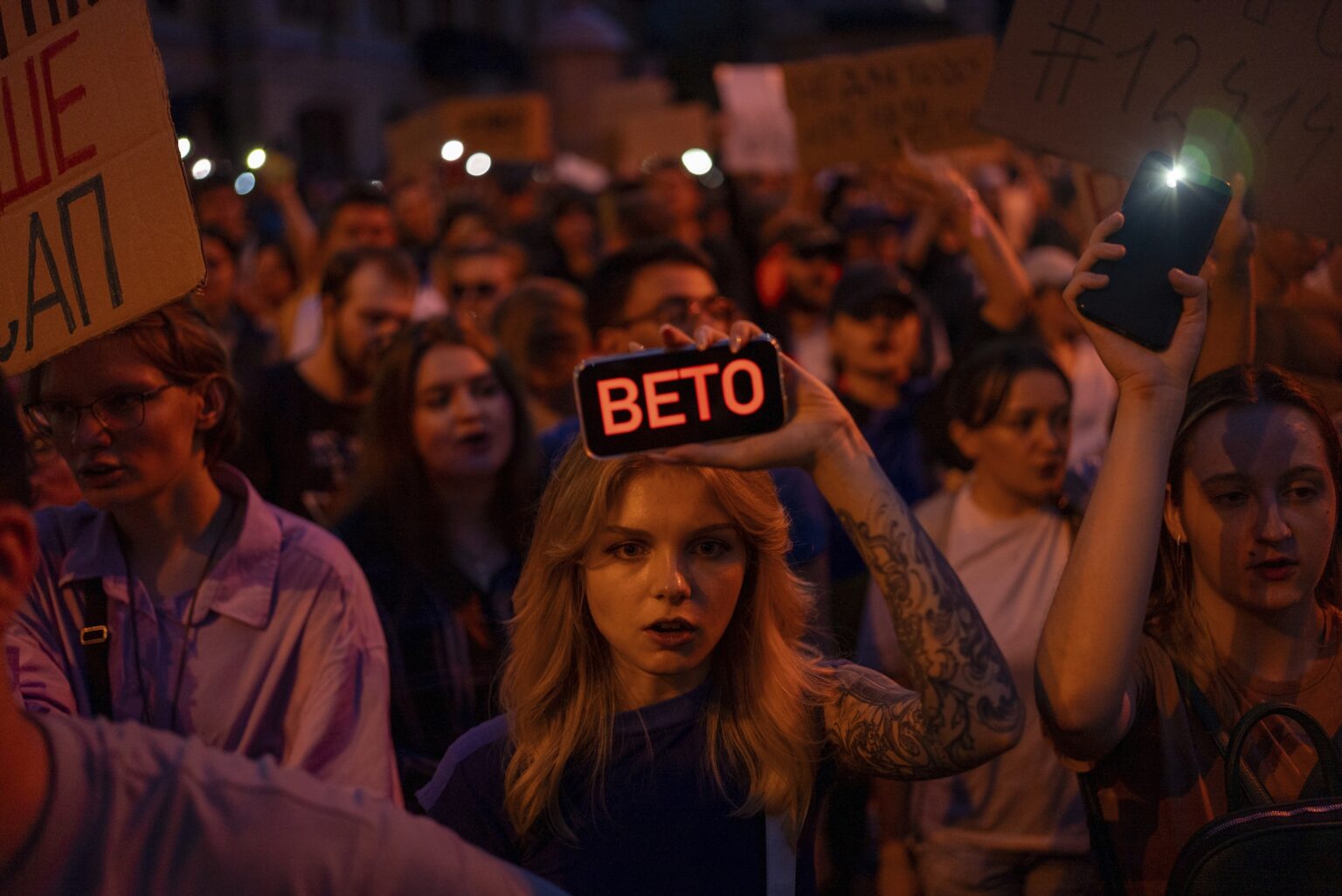 Protest proti obmedzeniu protikorupčných inštitúcií v centre Kyjeva. Foto: TASR/AP