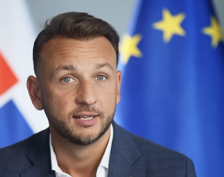 Šutaj Eštok: Je neprípustné, aby Slováci umierali v ukrajinských zákopoch za záujmy iných mocností