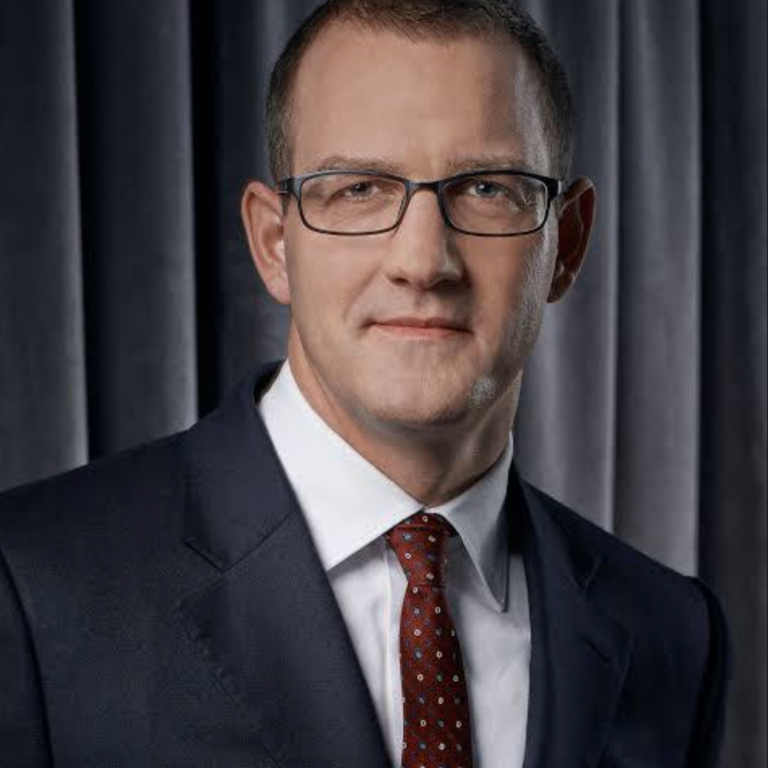 Oceliarsky gigant Thyssenkrupp škrtá, Křetínsky môže zvýšiť podiel