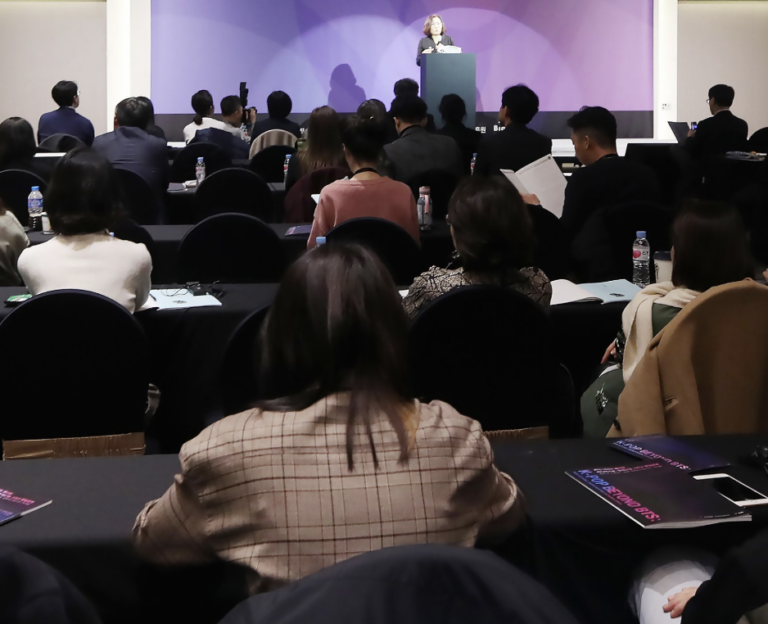 Kórejskí medici ustupujú z protestu, trvajú však na širšej systémovej reforme