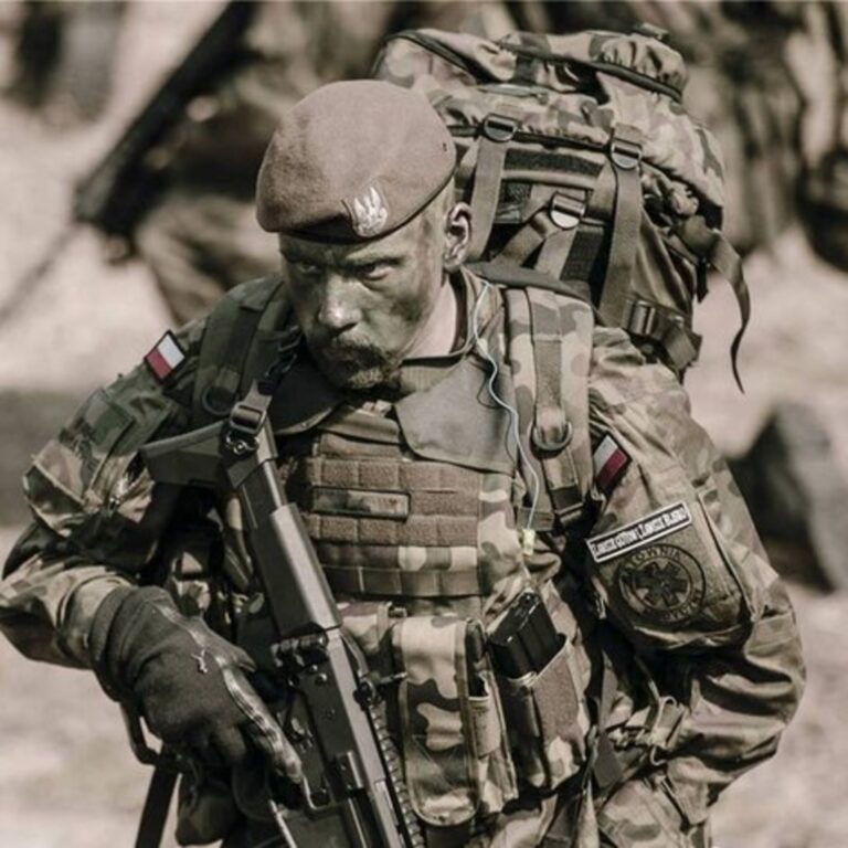 Príslušník Vojsk územnej obrany Poľska. Foto: https://www.wojsko-polskie.pl/wojska-obrony-terytorialnej/