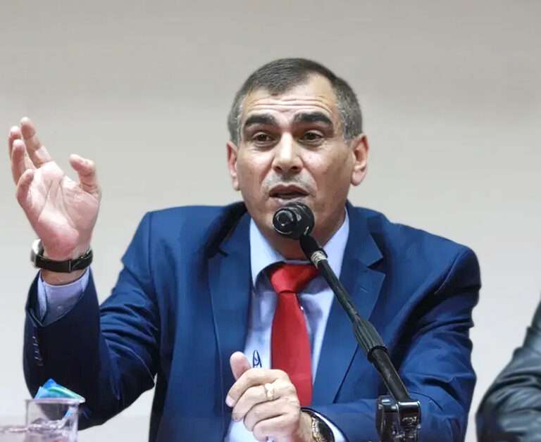 Izraelskí vojaci údajne zatkli šéfredaktora palestínskej tlačovej agentúry Maan