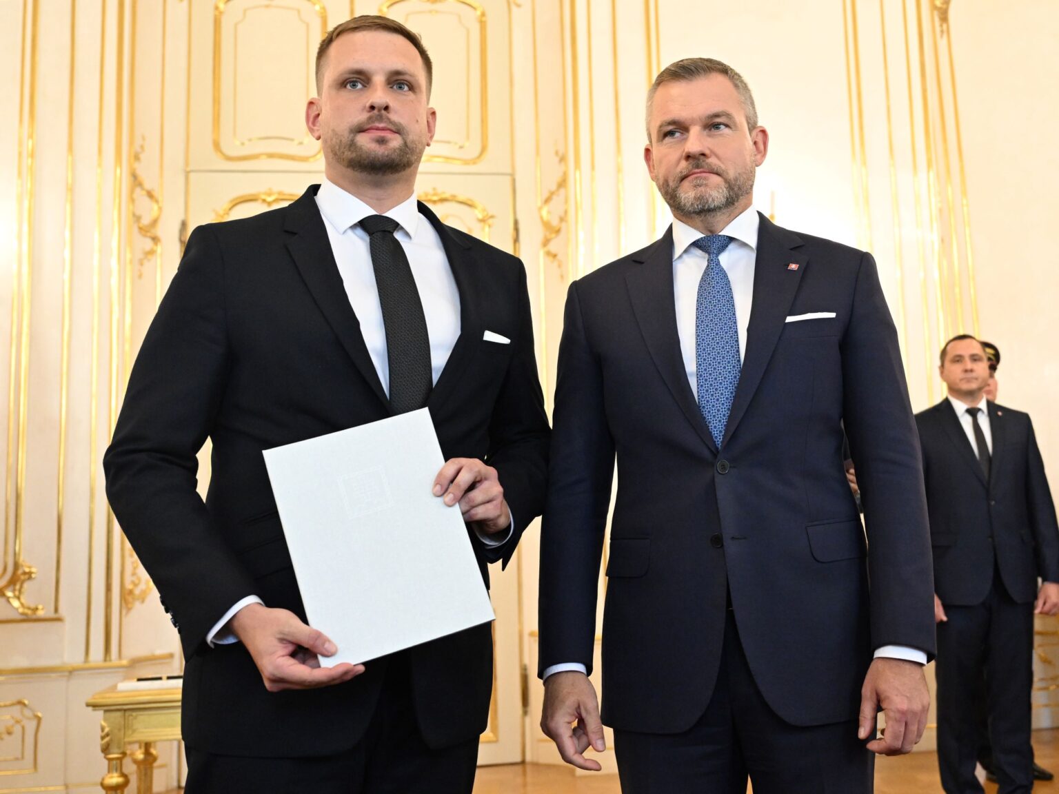 Kamil Šaško (vľavo), Peter Pellegrini. Foto: Martin Baumann/TASR