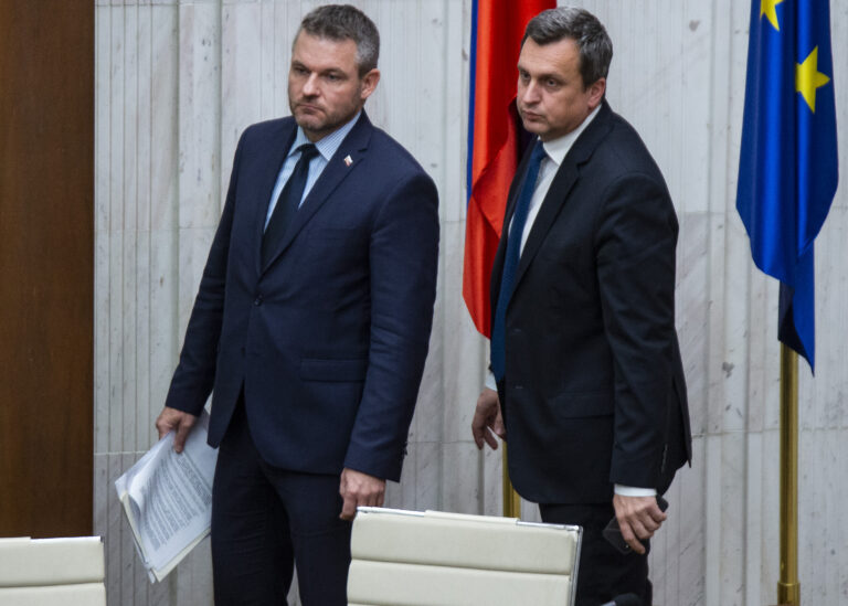 Tender za dve miliardy eur nemá byť v utajenom režime