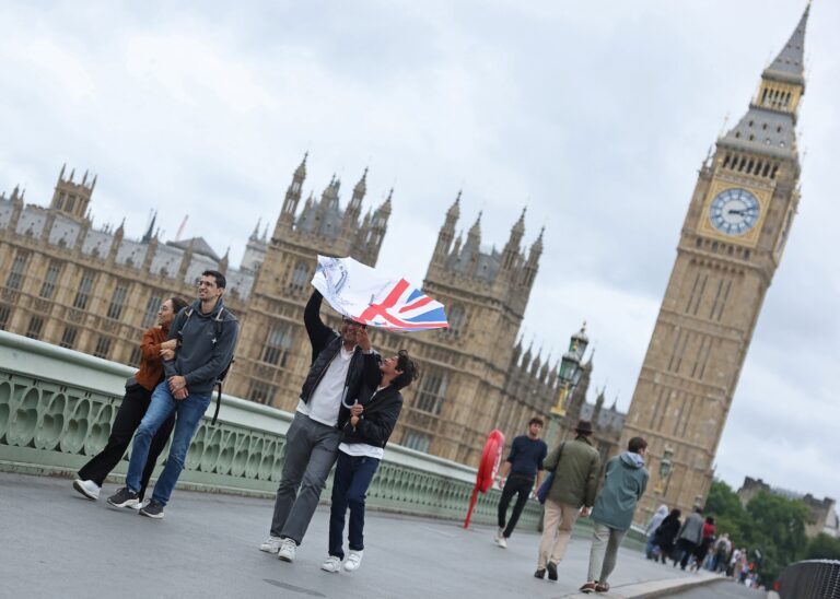 Po Trumpovom návrate žiada o britské občianstvo čoraz viac Američanov