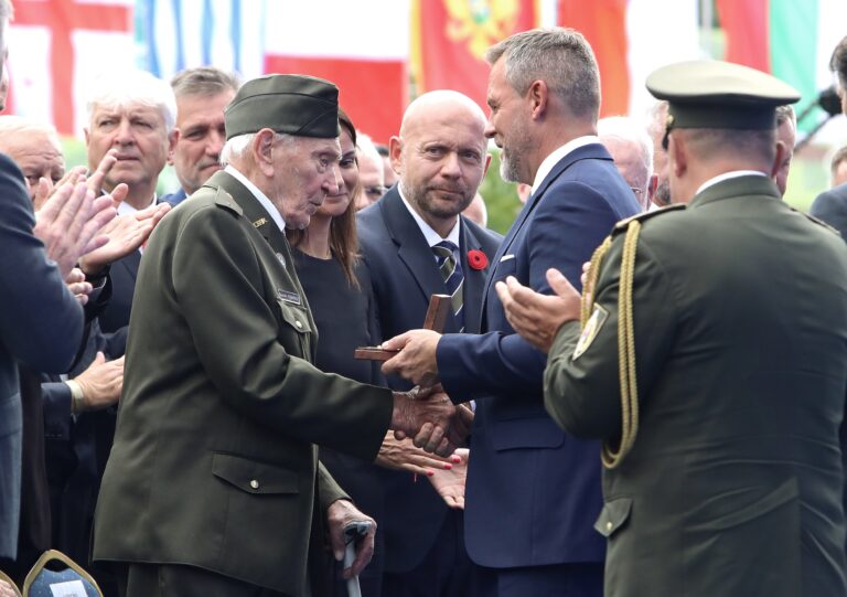 Migaľ obvinil Pellegriniho z farizejstva a kritizuje jeho prejav o SNP