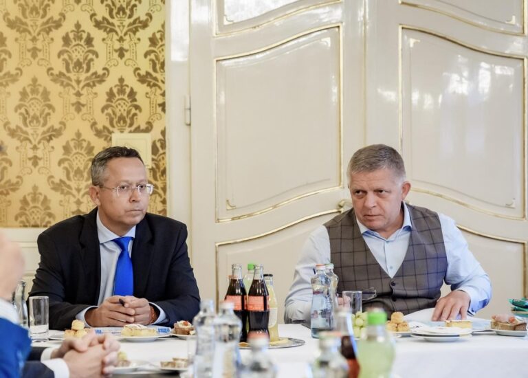 Robert Fico a Ladislav Kamenický. Foto: Robert Fico/Facebook