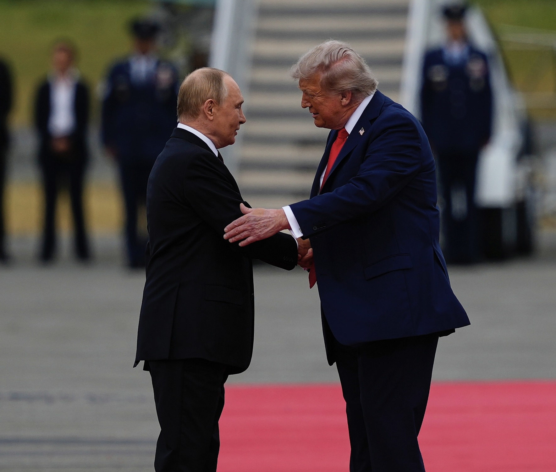 Trump a Putin poskytli nádej na mier. K významu diplomacie