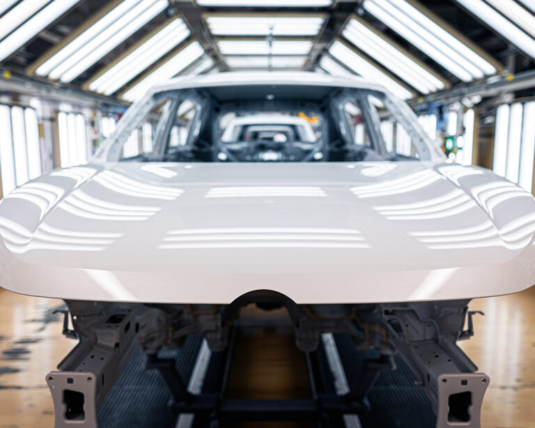 Svetelný tunel vo Volkswagene. Foto: Moritz Frankenberg/picture alliance via Getty Images