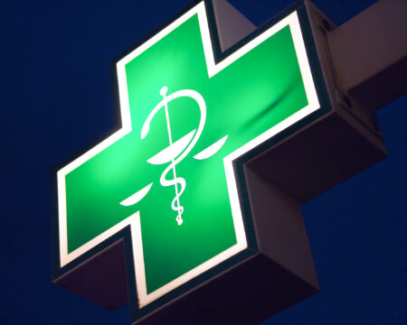 Na Slovensku je jediná nonstop lekáreň. Dotovať ich nikto nechce