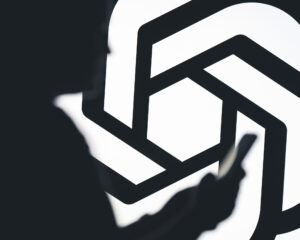 Digitale Höflichkeit: Wie „Bitte“ und „Danke“ die ChatGPT-User Millionen Euro kosten