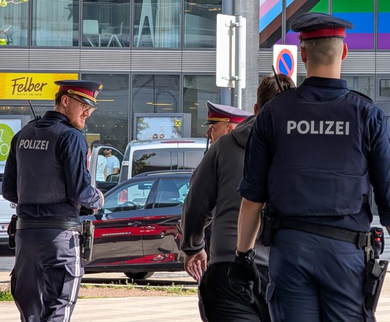 Nächste Messerattacke in Waffenverbots-Zone: Zwei Verletzte