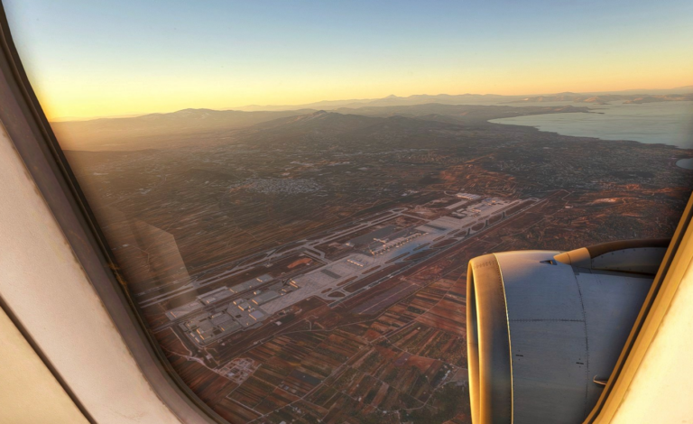 Atény: úrady zadržali rekordné množstvo drogy khat na letisku