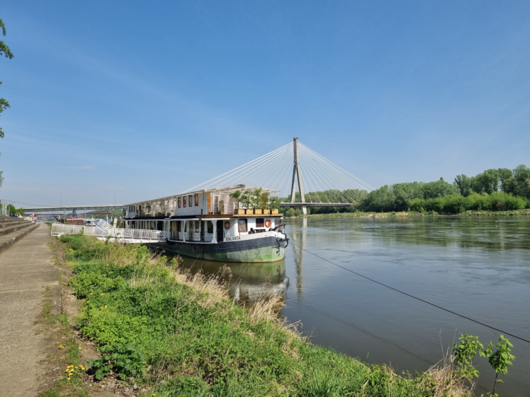 Poľské rieky trpia suchom, Visla má najnižšiu hladinu v histórii meraní