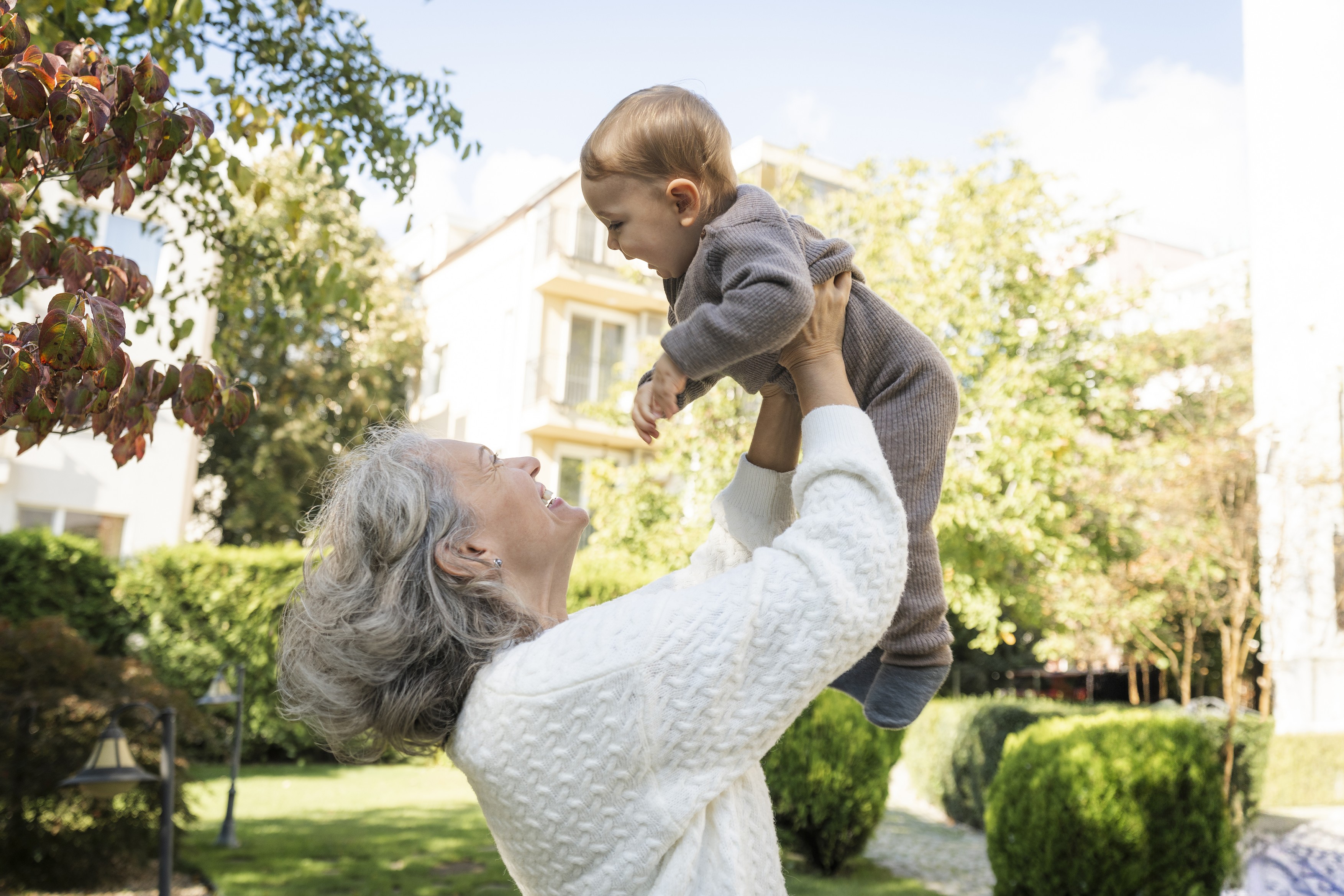Dôchodky pre rodičov sa zvýšia. Zákon má pomôcť matkám, no oslabí ich druhý pilier