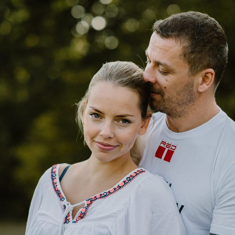 Lucia Mušinská Jánošíková s manželom. Foto: Archív LM