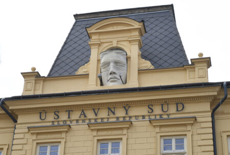 Ústavný súd: Zákon o neziskovkách zasahuje do súkromia