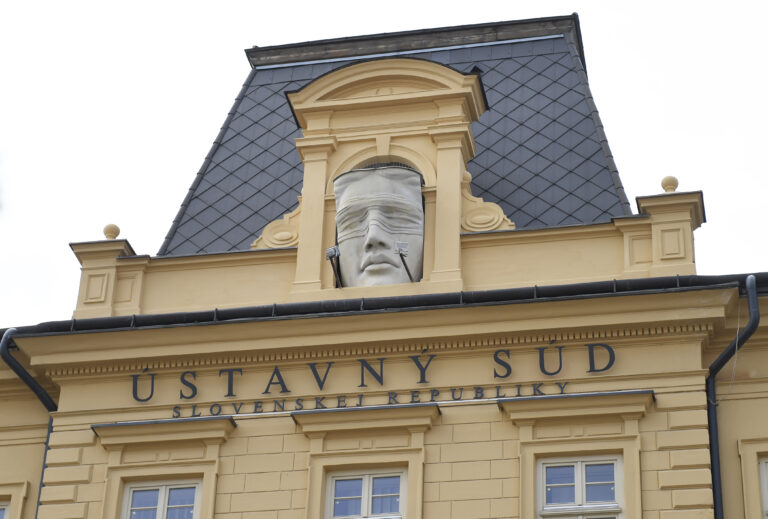 Ústavný súd: Zákon o neziskovkách zasahuje do súkromia