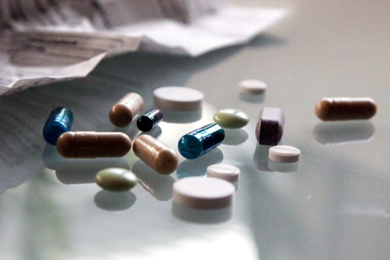 Americans pay a lot for drugs, US government plans to investigate prices