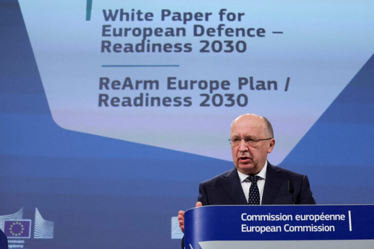 Die EU will innerhalb eines Jahres eine Mauer gegen Drohnen errichten, sagt Kubilius