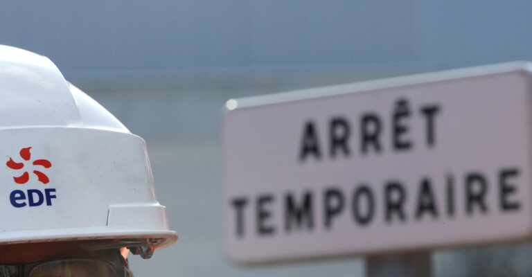 Štrajk vo Francúzsku znížil výrobu elektriny o 1,1 gigawattu