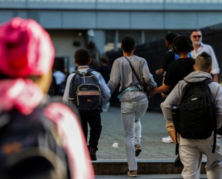 Deutsche Lehrer warnen: Kinder können weder auf die Toilette gehen noch einen Bleistift halten