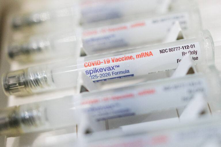 V Spojených štátoch chcú obmedziť súkromie údajov, aby odhalili riziká vakcín