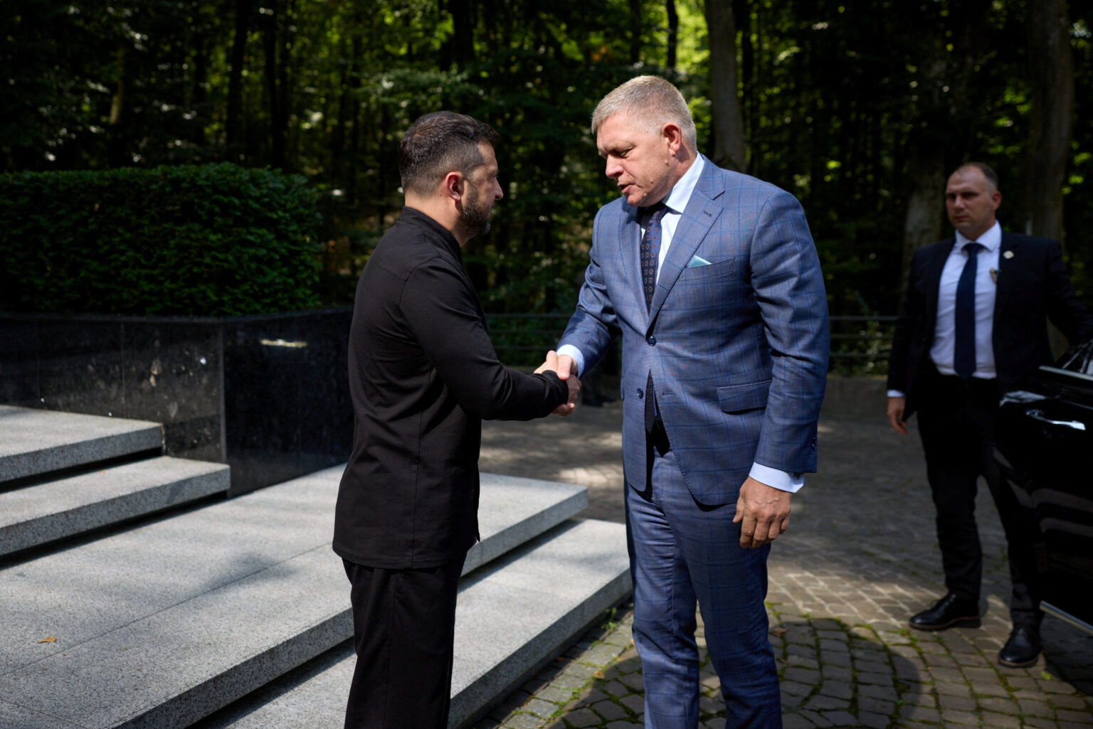 Volodymyr Zelenskyy and Robert Fico in Uzhhorod. Photo: Reuters