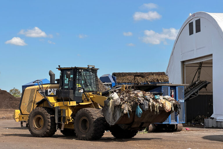 Odpad v Číne má „cenu zlata“. Po dekáde je ho nedostatok