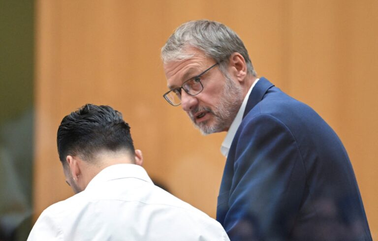 Mannheim: Afghan man sentenced to life imprisonment after knife attack on police officer