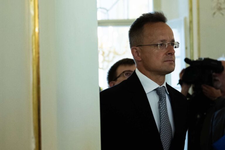 Szijjártó: European political elites support the continuation of conflicts
