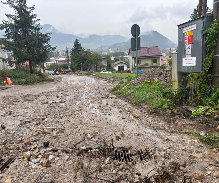 V Ružomberku vyhlásili po dažďoch mimoriadnu situáciu. Foto: Mesto Ružomberok/Facebook