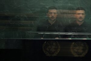 „Über das Überleben entscheiden Waffen.“ Zelenskyj kritisierte vor der UNO internationale Institutionen