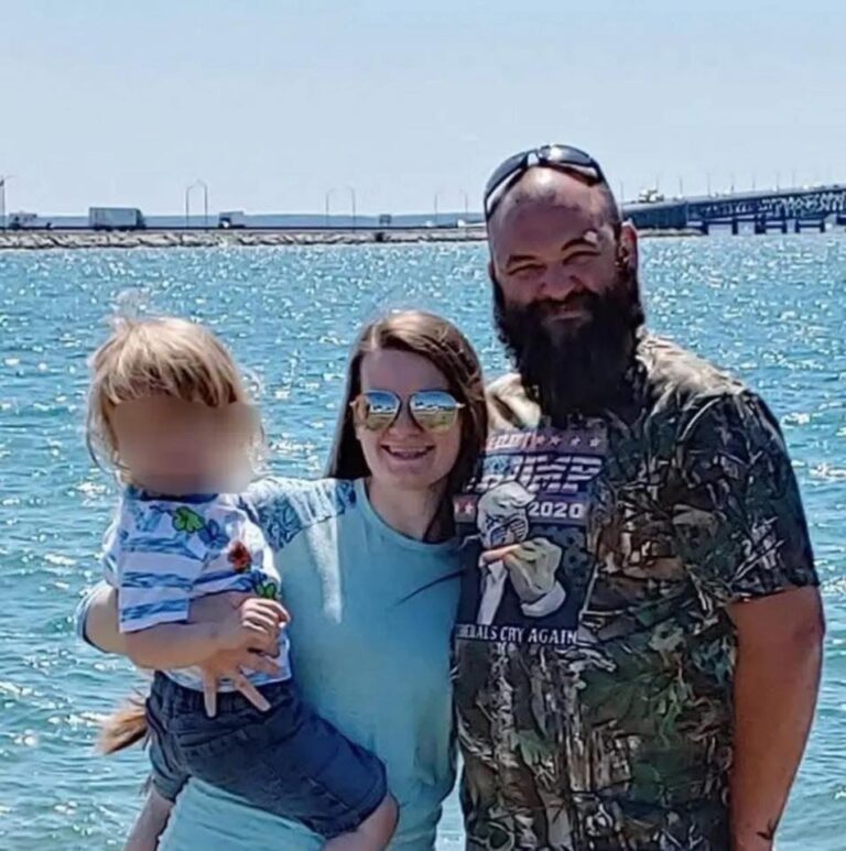 Wer war Thomas Sanford? Unauffälliger Mann eröffnete Feuer während Gottesdienst