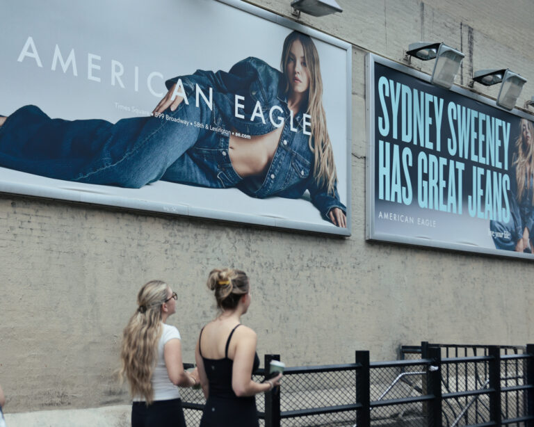 Herečka Sydney Sweeney v reklame na American Eagle. Foto: Michael M. Santiago/Getty Images