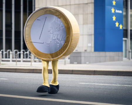 Prečo eurozóna nerastie? Bahno regulácií a vysokých daní dusí podnikanie