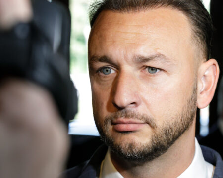 Vybral si sa zlou cestou. Šéfovi Hlasu pripomínajú Dankove vyjadrenia štýl Igora Matoviča