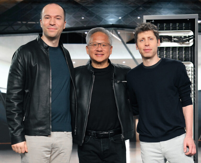 Greg Brockman, Jensen Huang a Sam Altman. Foto: NVIDIA