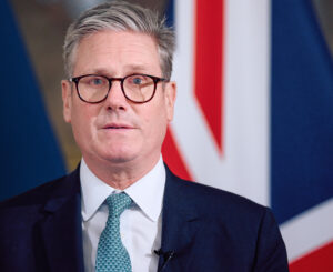 Keir Starmer nimmt Veränderungen in seinem Kabinett vor, Märkte bleiben misstrauisch