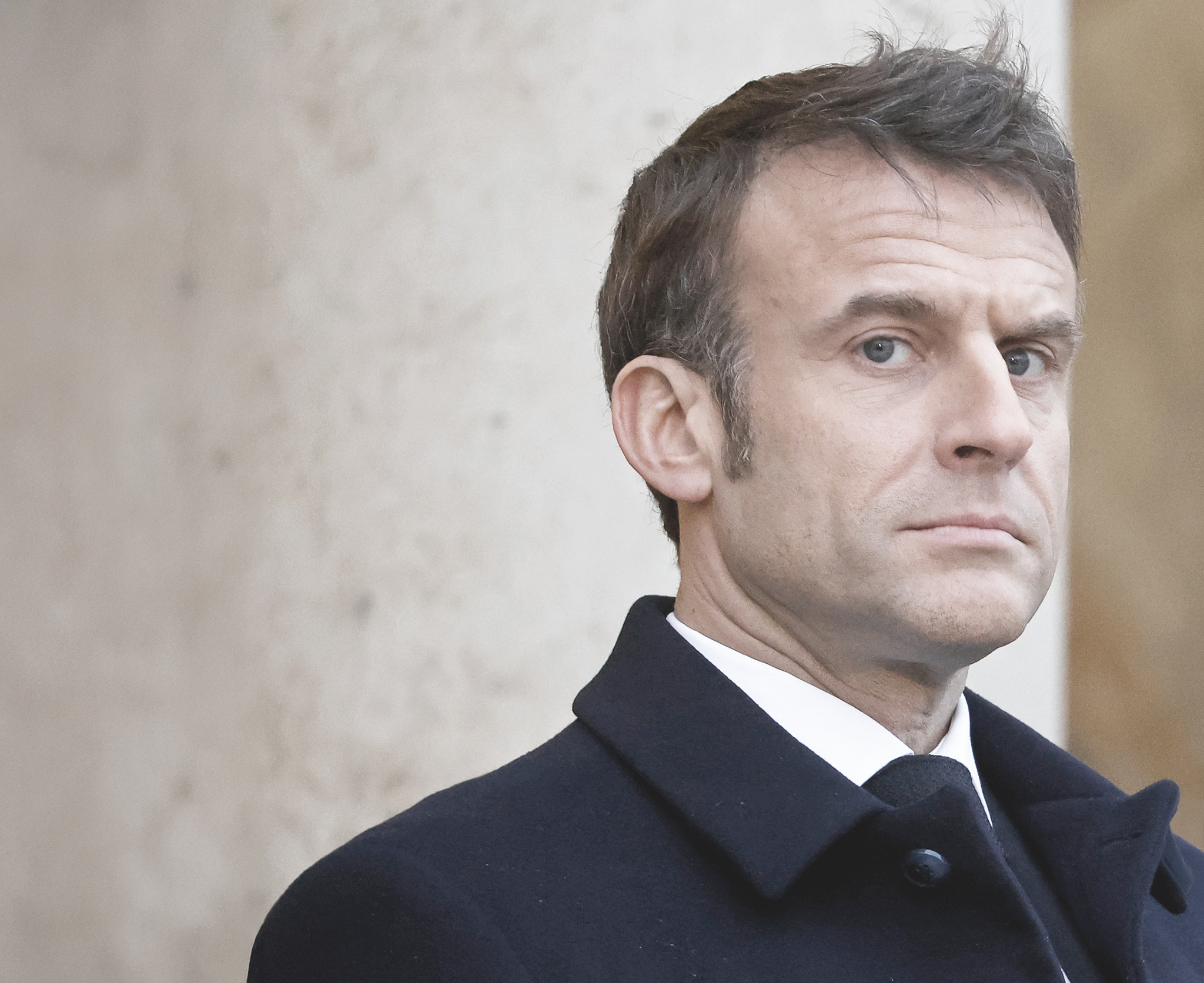 Macronove katastrofálne úteky do geopolitiky