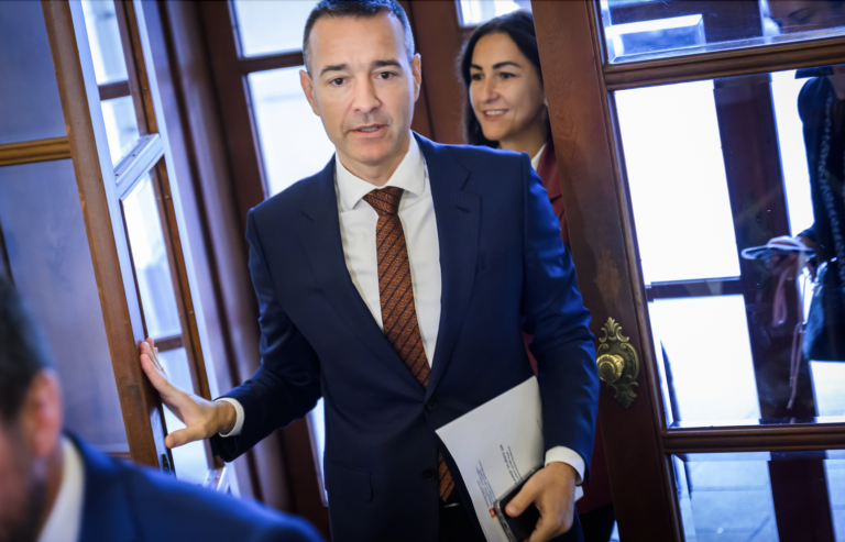 Detí ubúda, základné školy čaká optimalizácia, vyhlásil Drucker