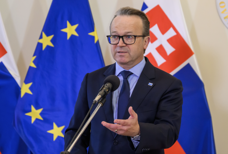 Konsolidácia je podľa zamestnávateľov nesystémová