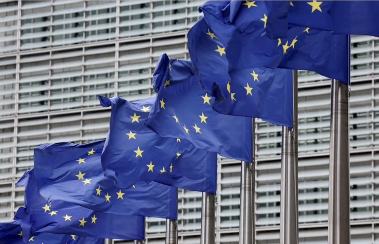 Európska komisia overí podozrenia zo špionáže Maďarska