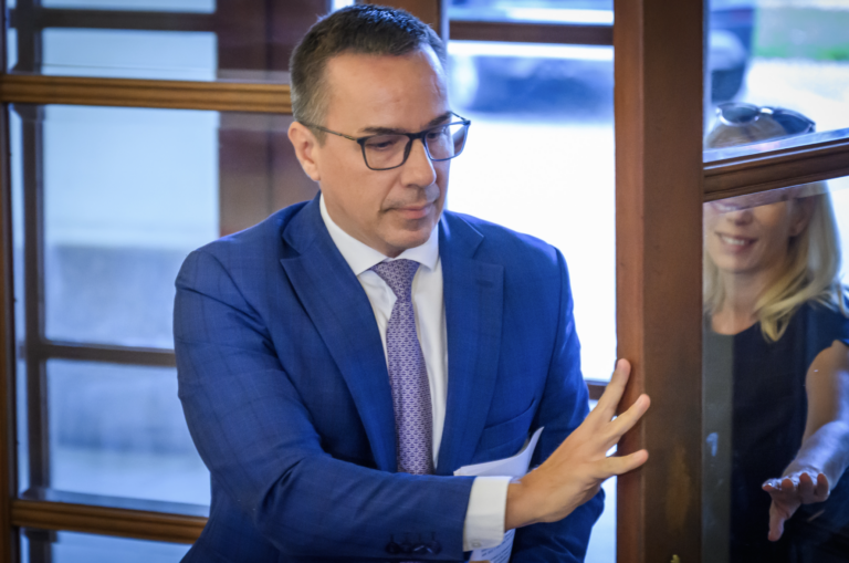 Žiadny okres nemá nezamestnanosť nad desať percent, tvrdí minister Tomáš